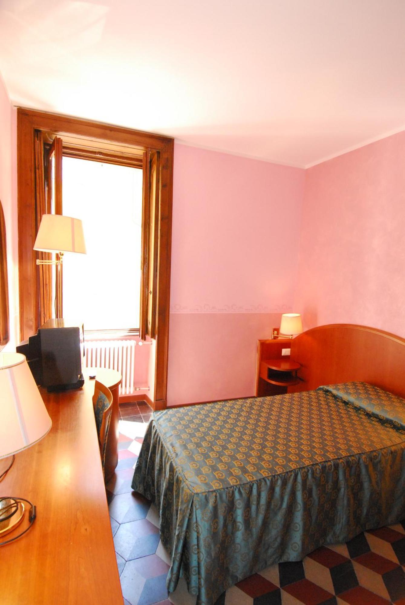 Fio & Gio Hotel Varenna Kültér fotó